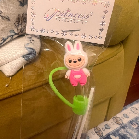 Purple Bunny Straw - Picture 5 of 12